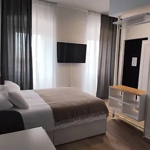 Apartment Agostini - Self Check-in - Gated Parking On Site, Rijeka