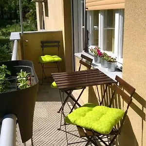 Nona Apartman